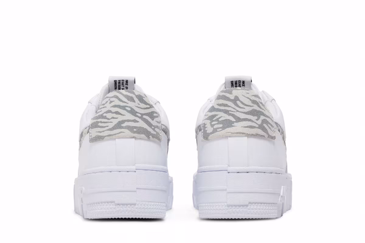 Nike Women's Air Force 1 Pixel SE Zebra, view 7