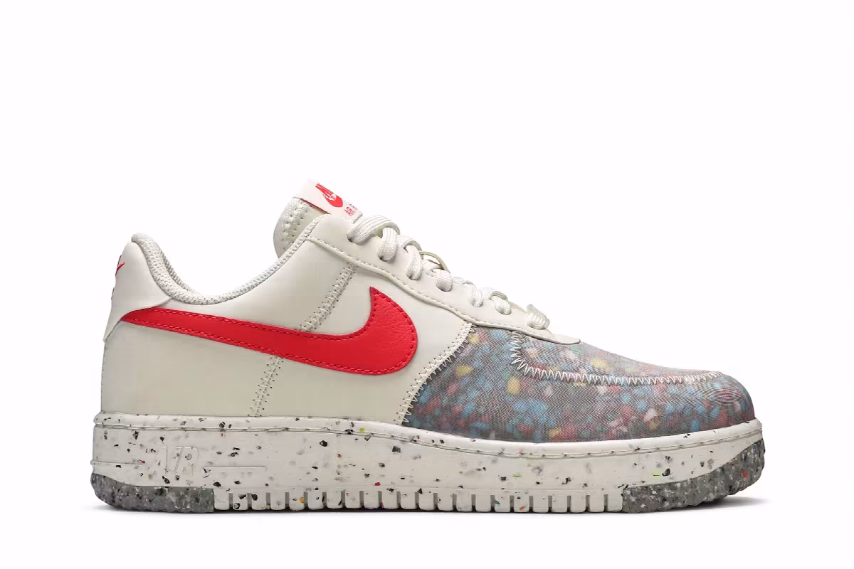 Nike Women's Air Force 1 Crater Siren Red, view 2