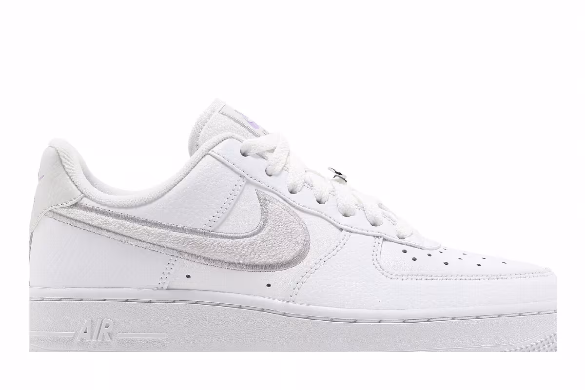 Nike Women's Air Force 1 Chenille Swoosh - White Lilac, view 3