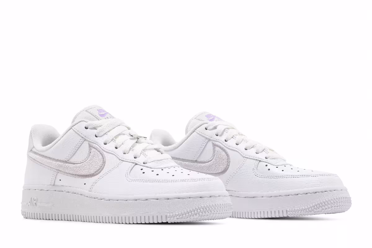 Nike Women's Air Force 1 Chenille Swoosh - White Lilac, view 9