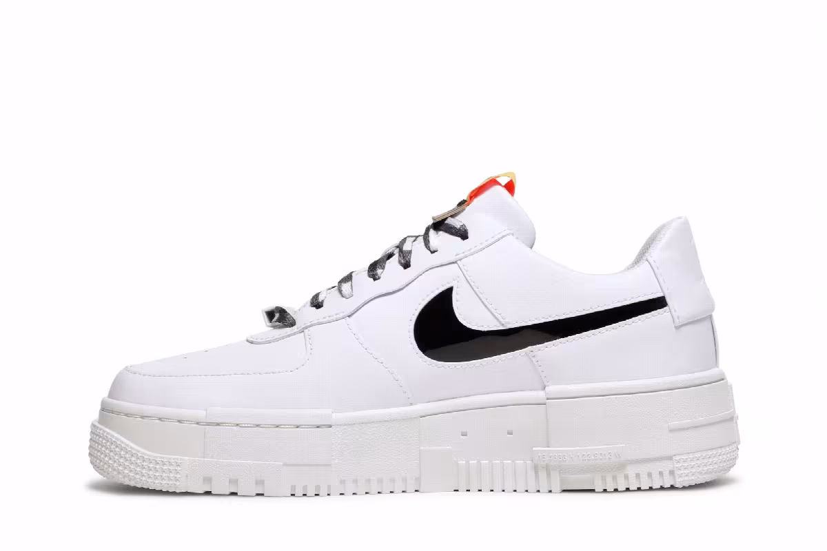 Nike Women's Air Force 1 Pixel Fresh, view 4