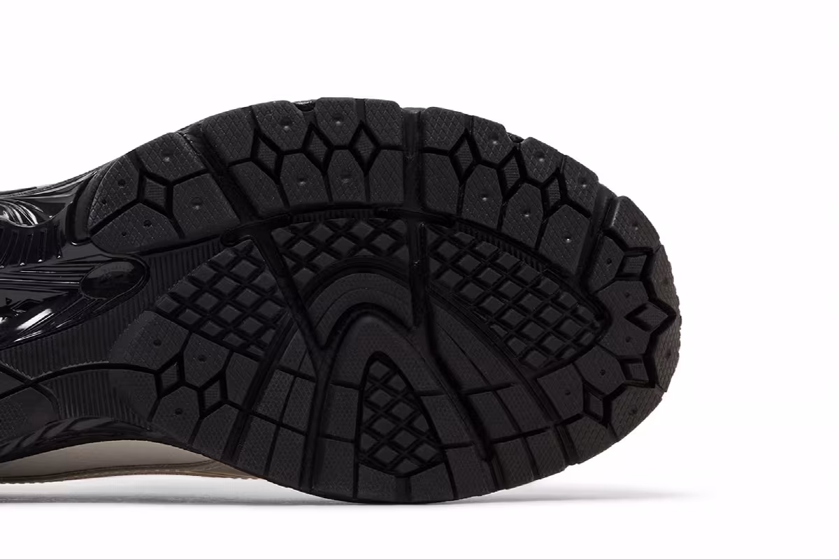 Junya Watanabe MAN x New Balance 1906L White Black, view 6