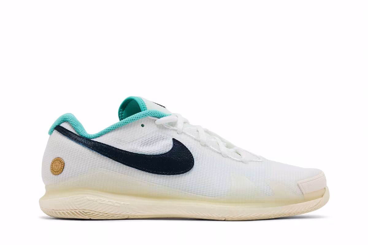 NikeCourt Air Zoom Vapor Pro HC Be The 1, view 2