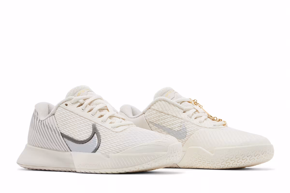 Women's NikeCourt Air Zoom Vapor Pro 2 Premium HC Gold Flair Pack, view 9