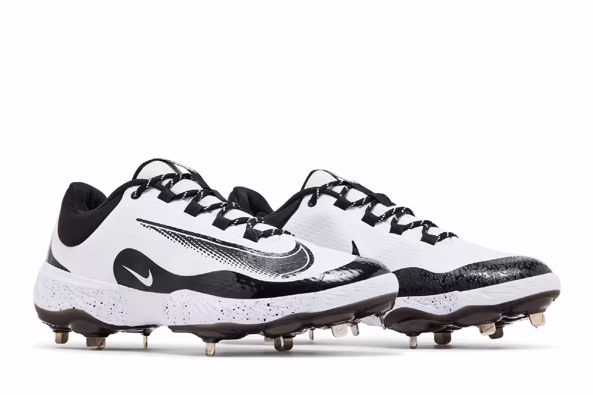 Nike Alpha Huarache Elite 4 Low White Black, view 9