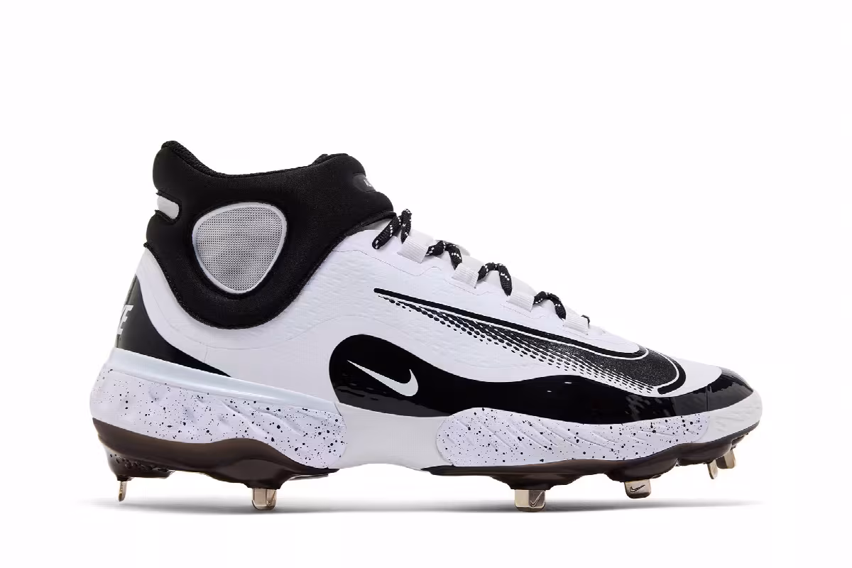 Nike Alpha Huarache Elite 4 Mid White Black, view 2