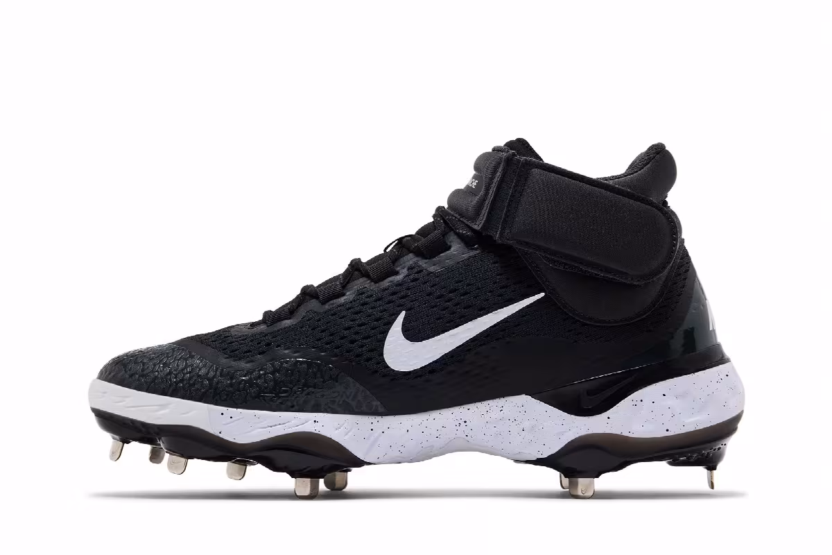 Nike Alpha Huarache Elite 4 Mid Black Dark Smoke Grey, view 4