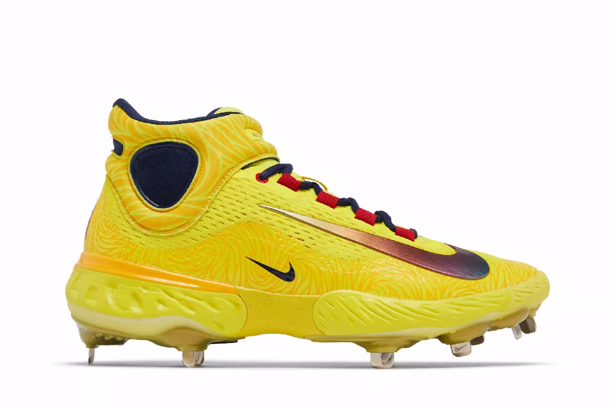 Nike Alpha Huarache Elite 4 Mid Ronald Acu√±a Jr., view 2