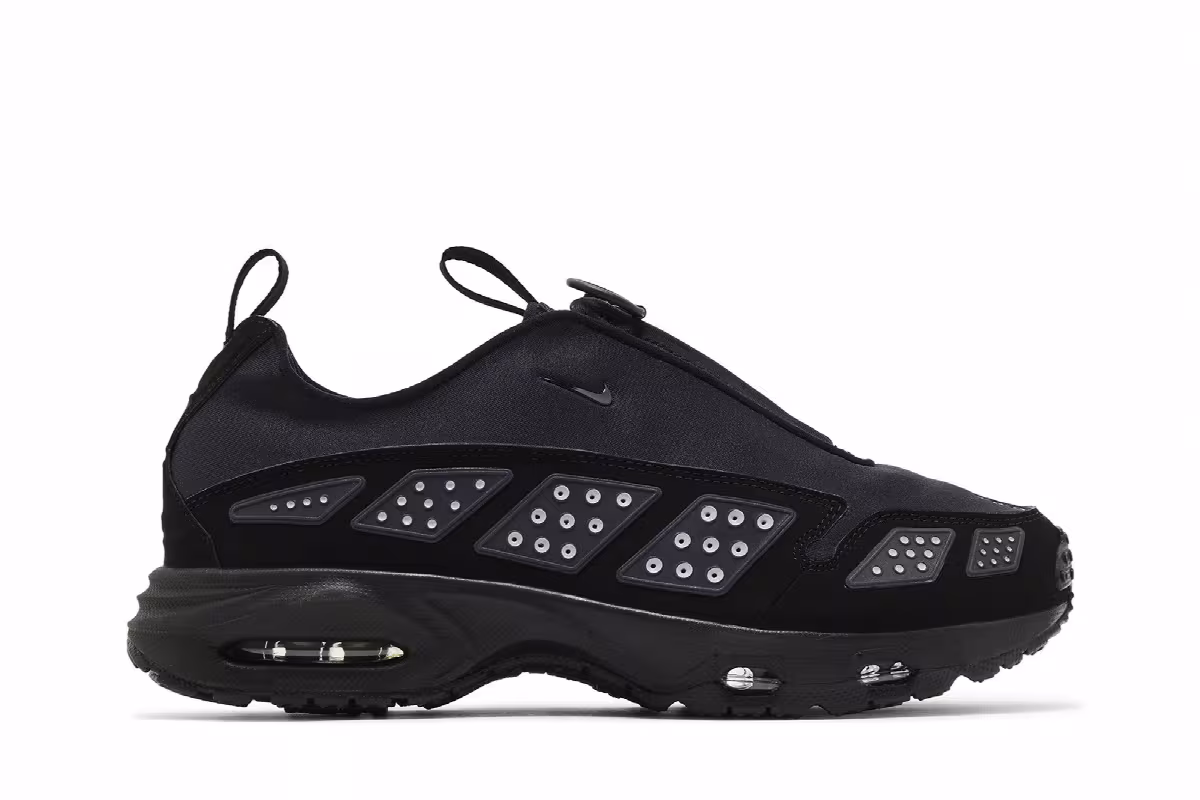 Nike Women's Air Sunder Max Black Silver, view 2