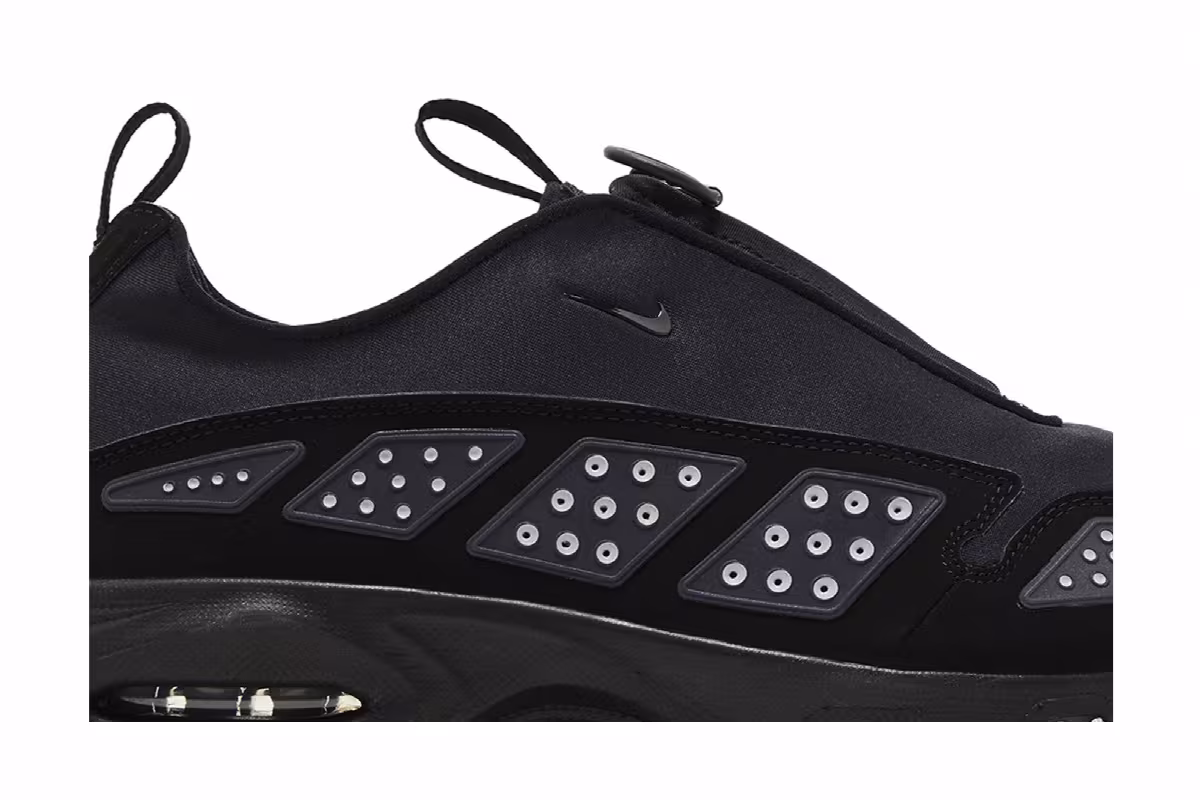 Nike Women's Air Sunder Max Black Silver, view 3