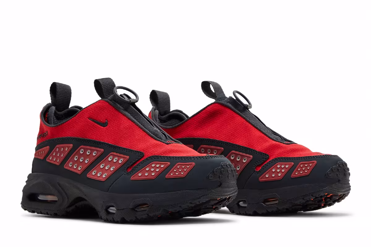 Nike Women's Air Sunder Max GORE-TEX Hyper Crimson, view 9