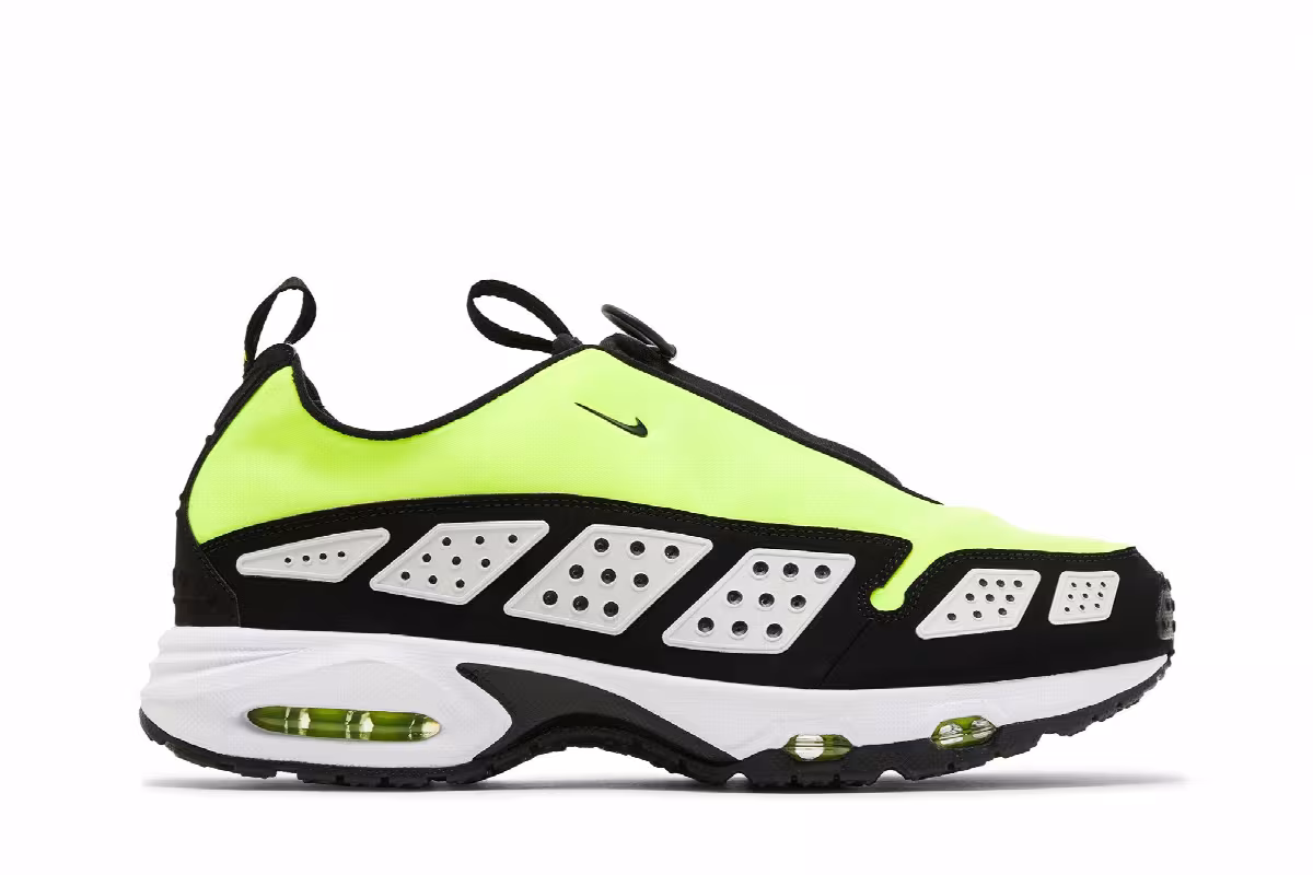 Nike Women's Air Sunder Max Electric Green, view 2