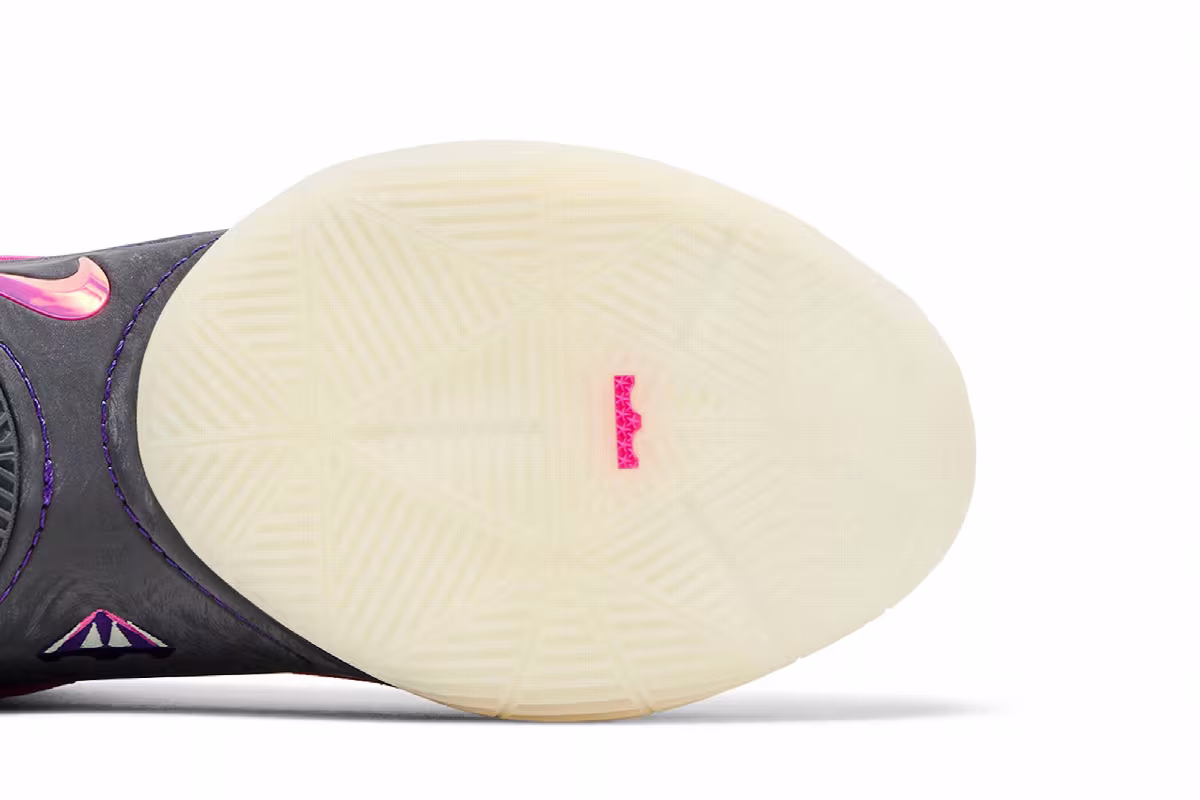 Nike LeBron 22 Blacklight, view 6