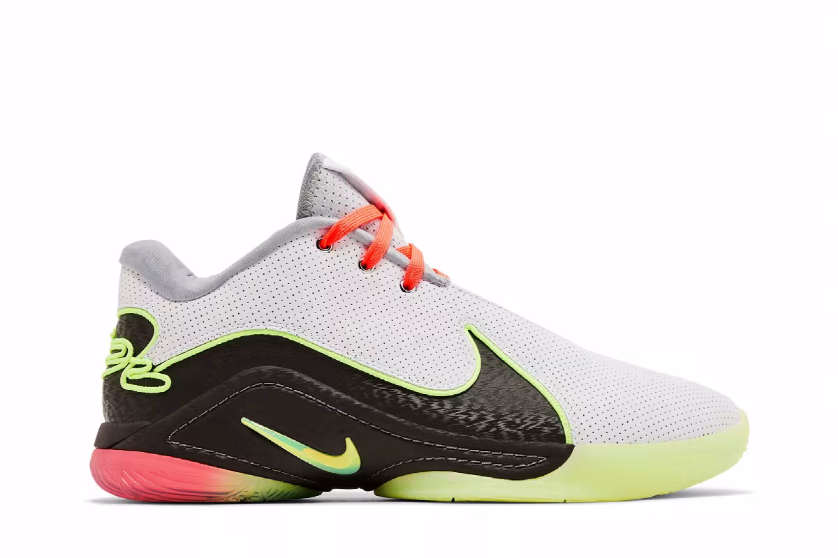 Nike LeBron 22 Crown Jewel, view 2