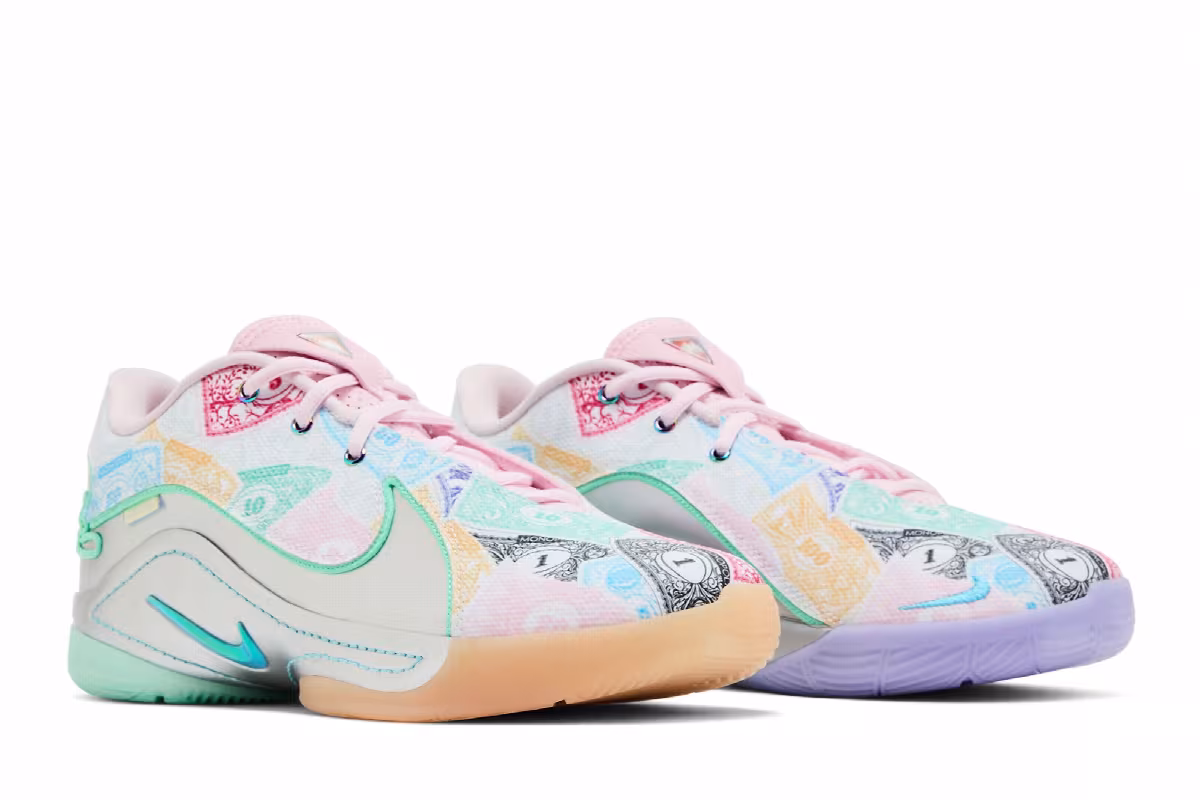 Monopoly x Nike LeBron 22 QS GS Currency, view 9