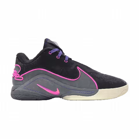 Nike LeBron 22 EP 'Blacklight'