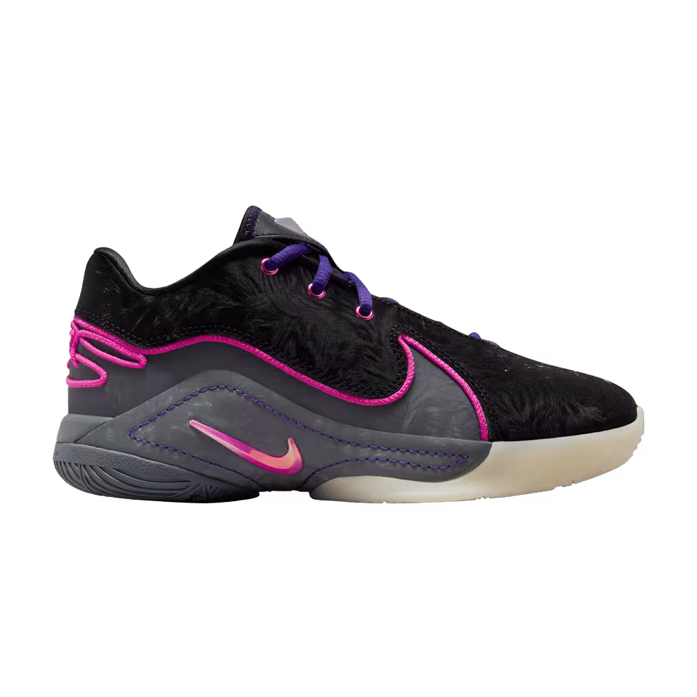 Nike LeBron 22 GS Blacklight