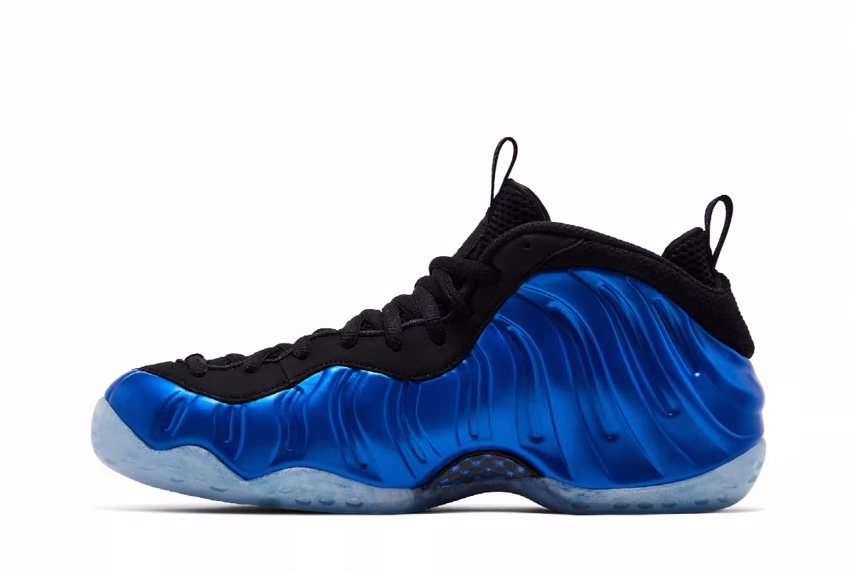 Nike Air Foamposite One Royal 2024, view 4