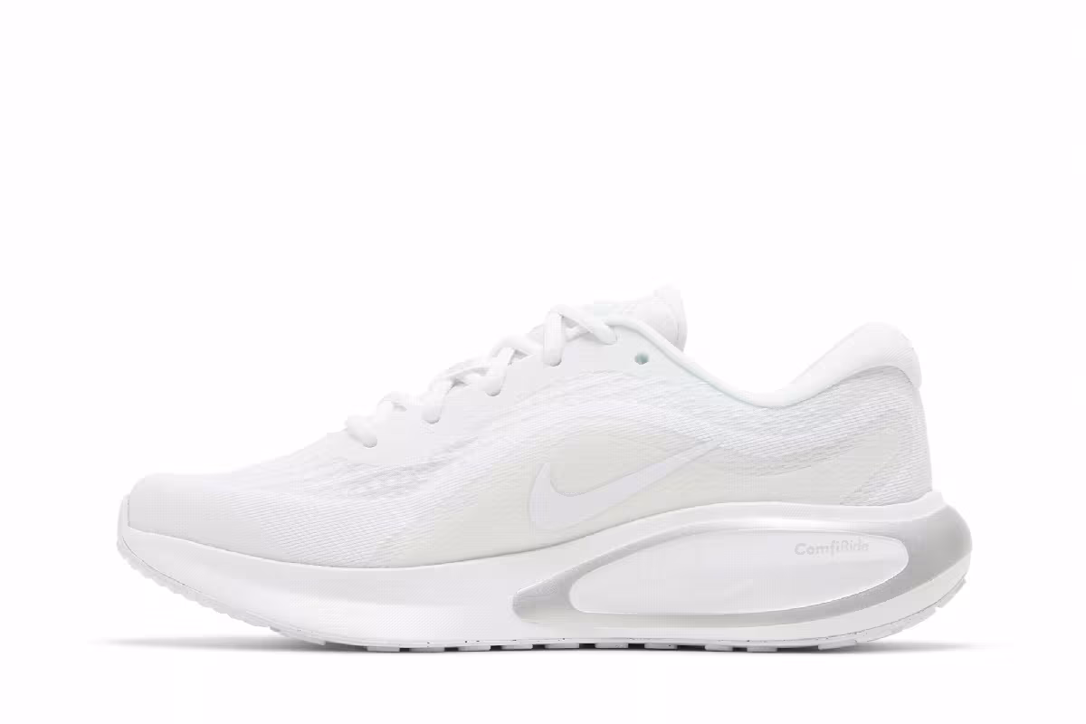 Nike Women's Journey Run White Pure Platinum, view 4