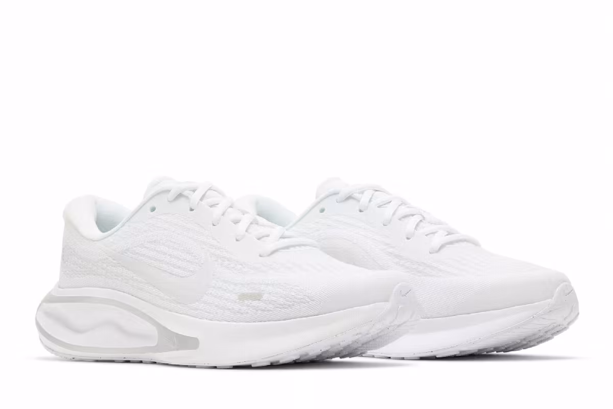 Nike Women's Journey Run White Pure Platinum, view 9