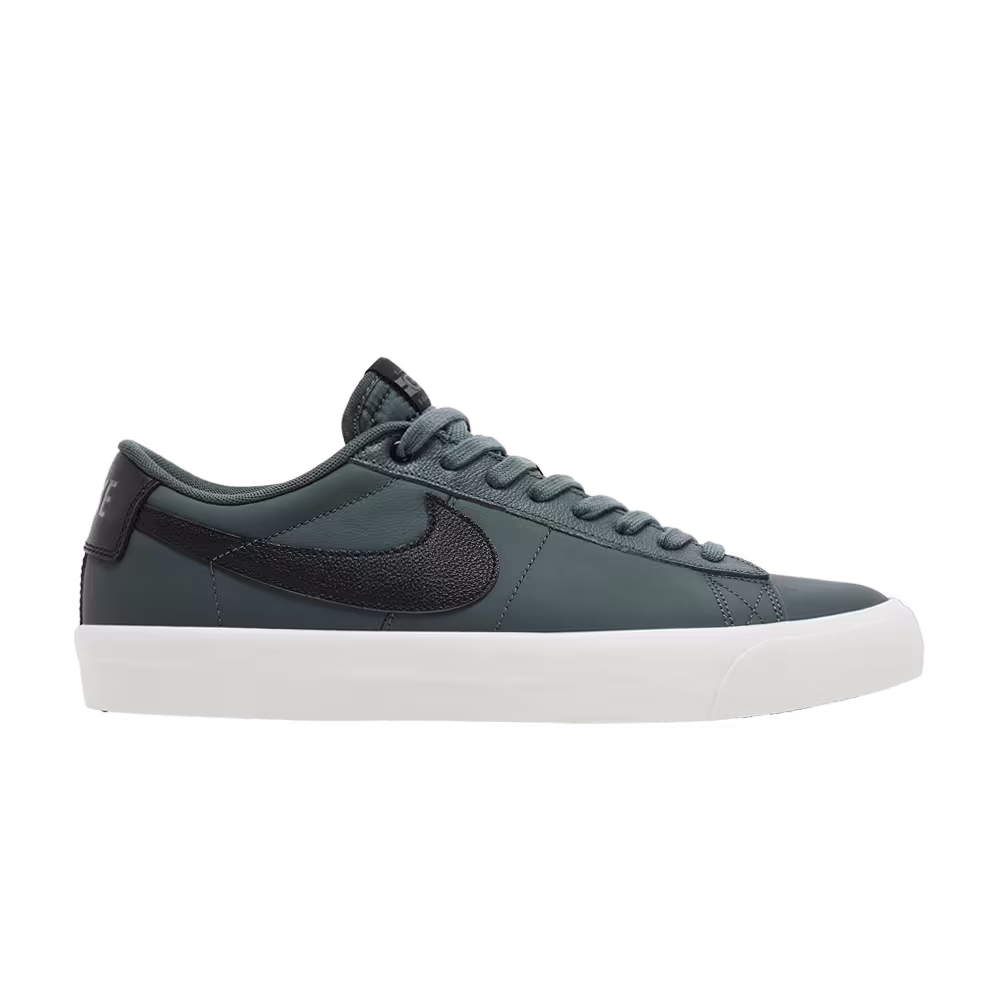 Nike Zoom Blazer Low Pro GT SB Vintage Green