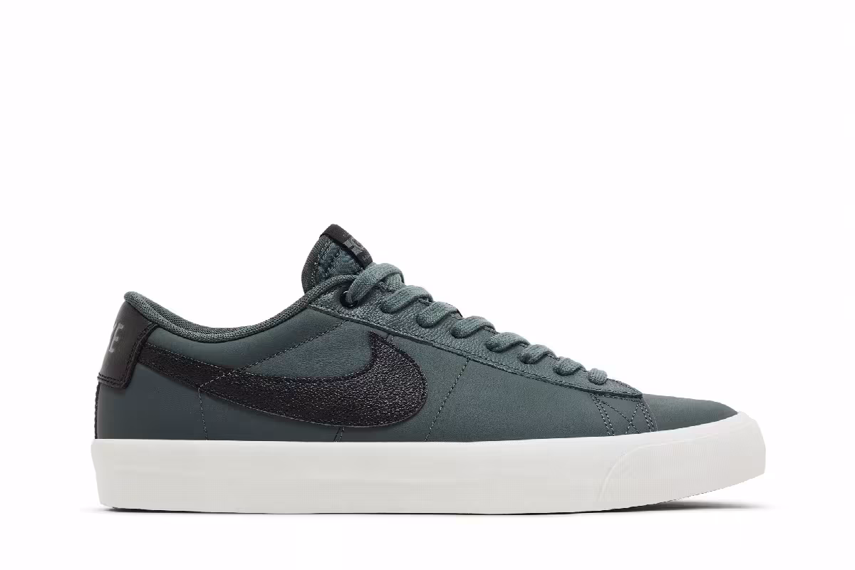 Nike Zoom Blazer Low Pro GT SB Vintage Green, view 2