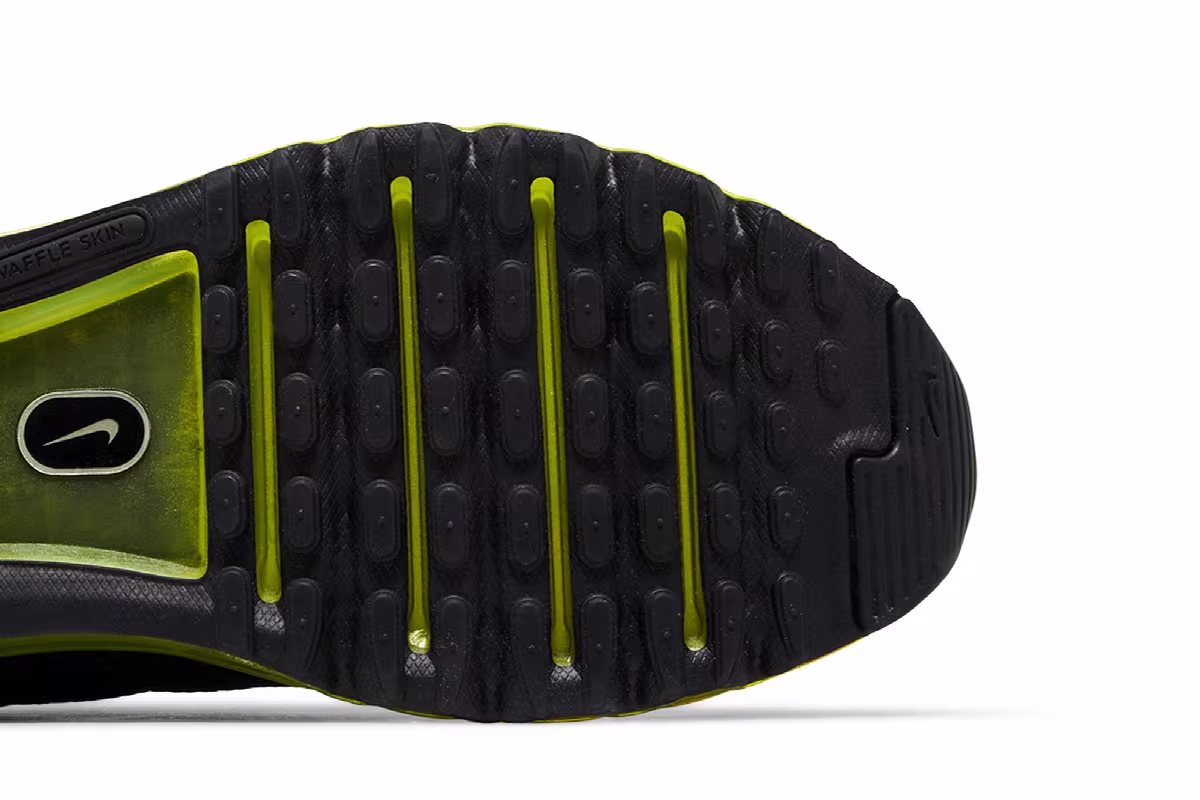 Nike Air Max 2013 Black Cyber, view 6