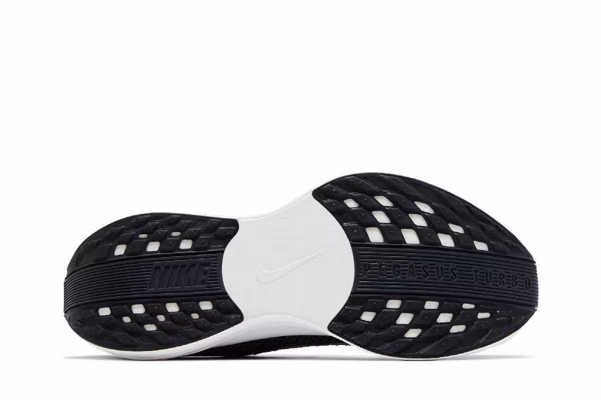 Nike Women's Pegasus Plus Black Pure Platinum, view 5