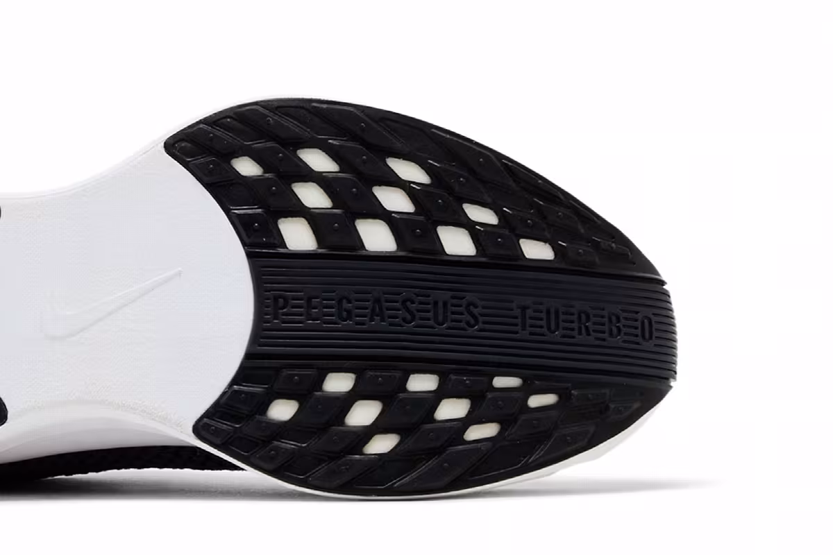 Nike Pegasus Plus Black Pure Platinum, view 6