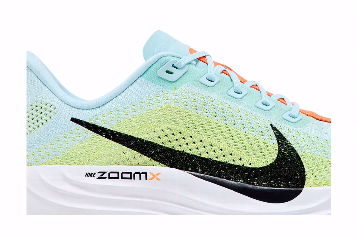 Nike Women's Pegasus Plus Glacier Blue Life Lime, view 3