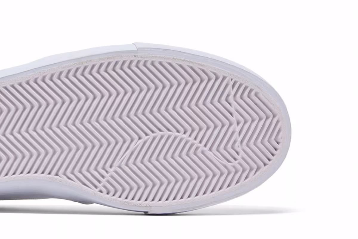 Nike Zoom Stefan Janoski OG+ ISO SB Triple White, view 6