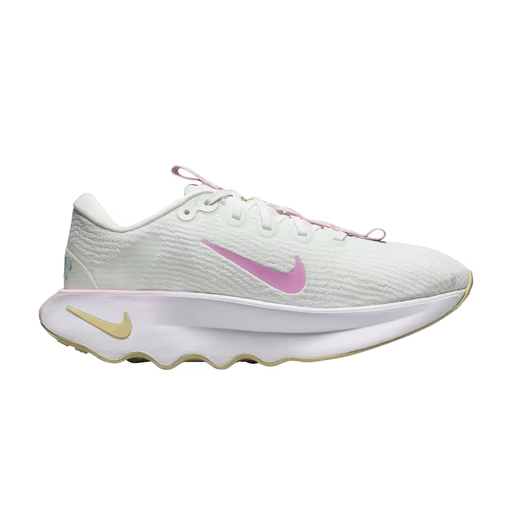 Nike Women's Motiva Green Frost