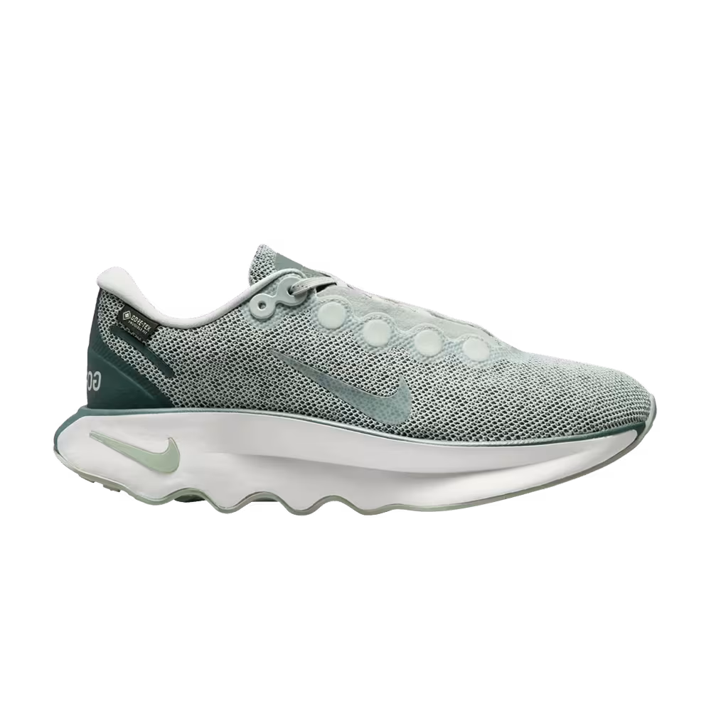 Nike Women's Motiva GORE-TEX Light Silver