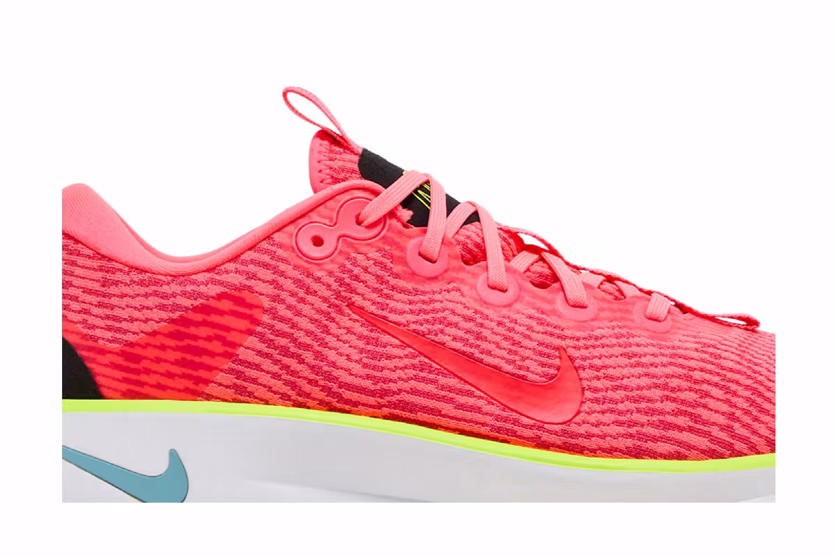Nike Women's Motiva Hot Punch, view 3