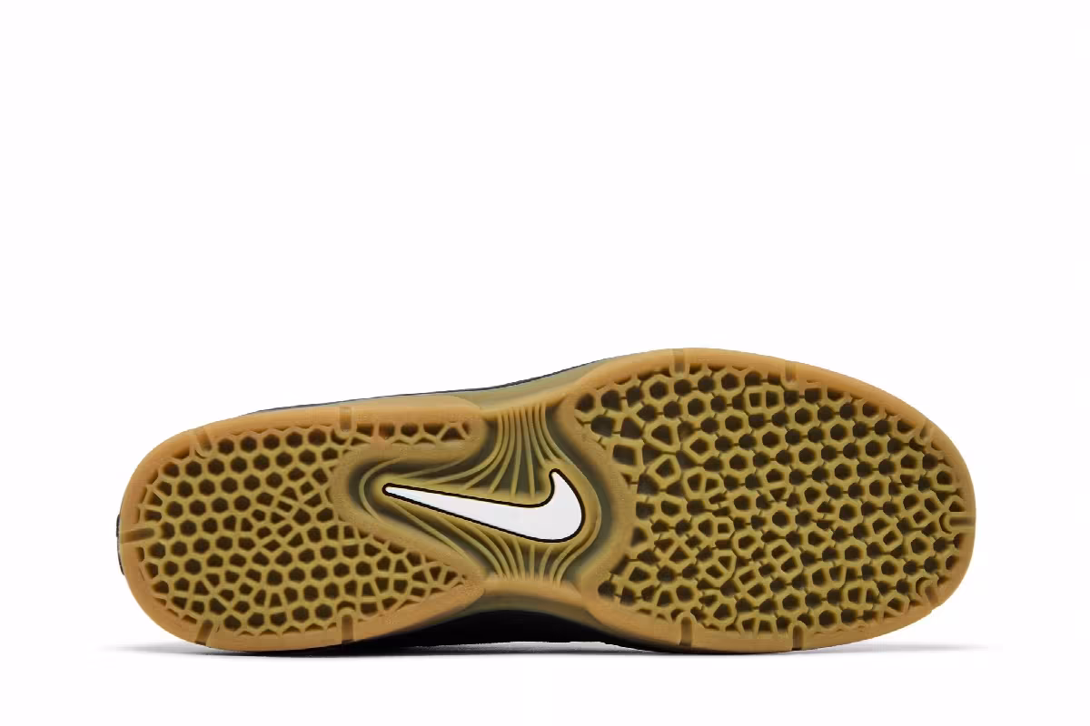 Nike Vertebrae SB Black Gum, view 5