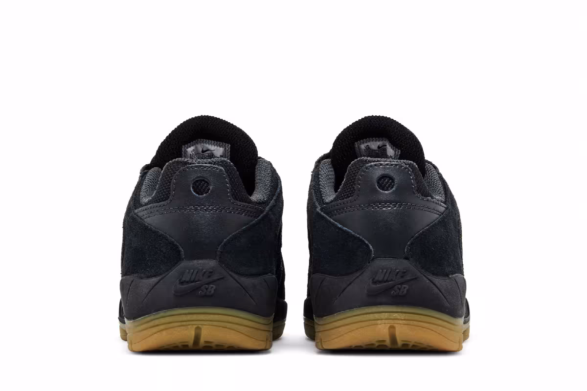 Nike Vertebrae SB Black Gum, view 7
