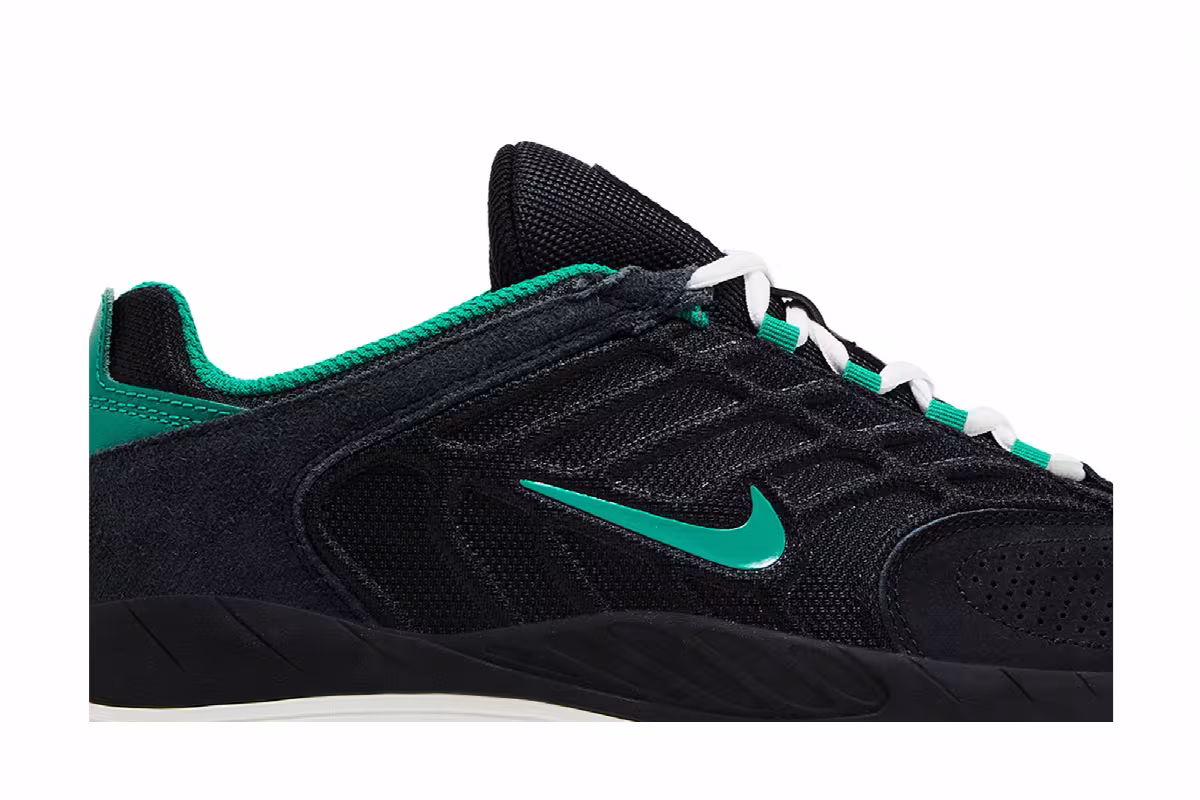 Nike Vertebrae SB Black Malachite, view 3