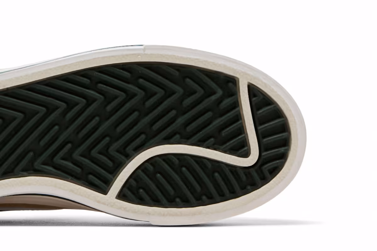 Nike Women's Court Legacy Lift White Fir, view 6