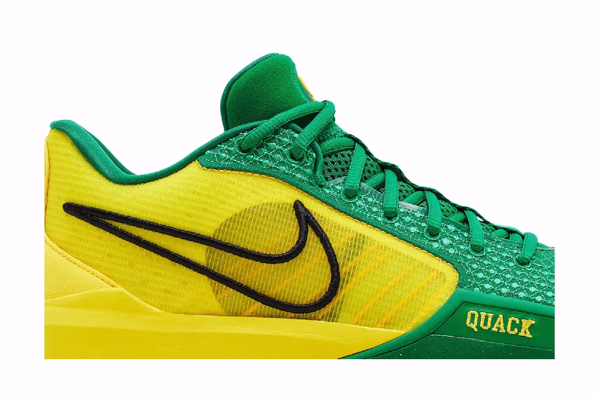 Nike Women's Sabrina 1 Oregon Ducks, view 3