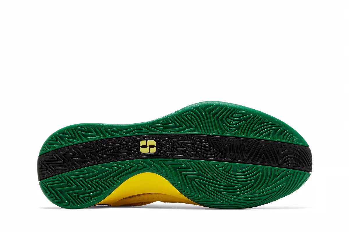 Nike Women's Sabrina 1 Oregon Ducks, view 5