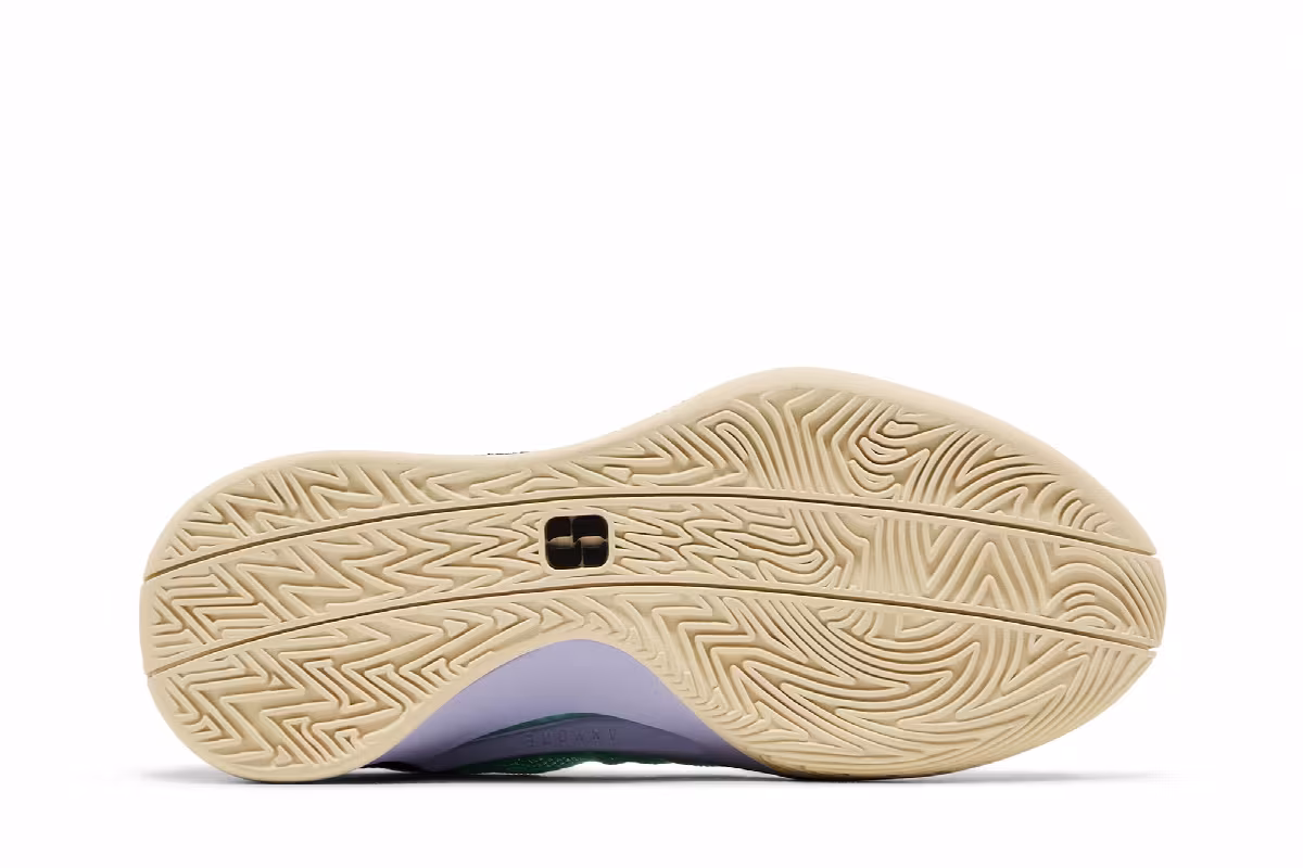 Nike Women's Sabrina 1 EP Brooklyn's Finest, view 5