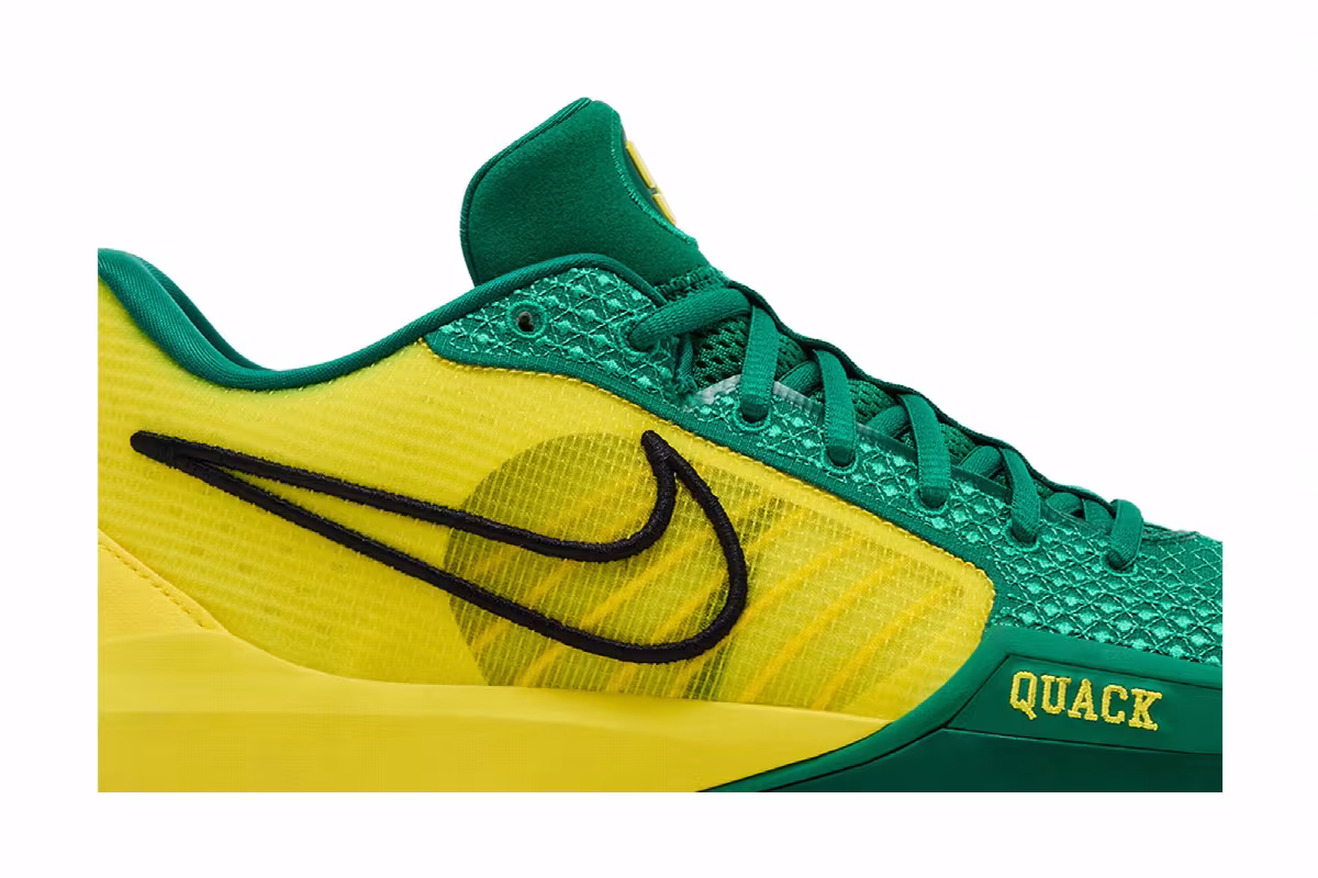 Nike Women's Sabrina 1 EP The Debut, view 3