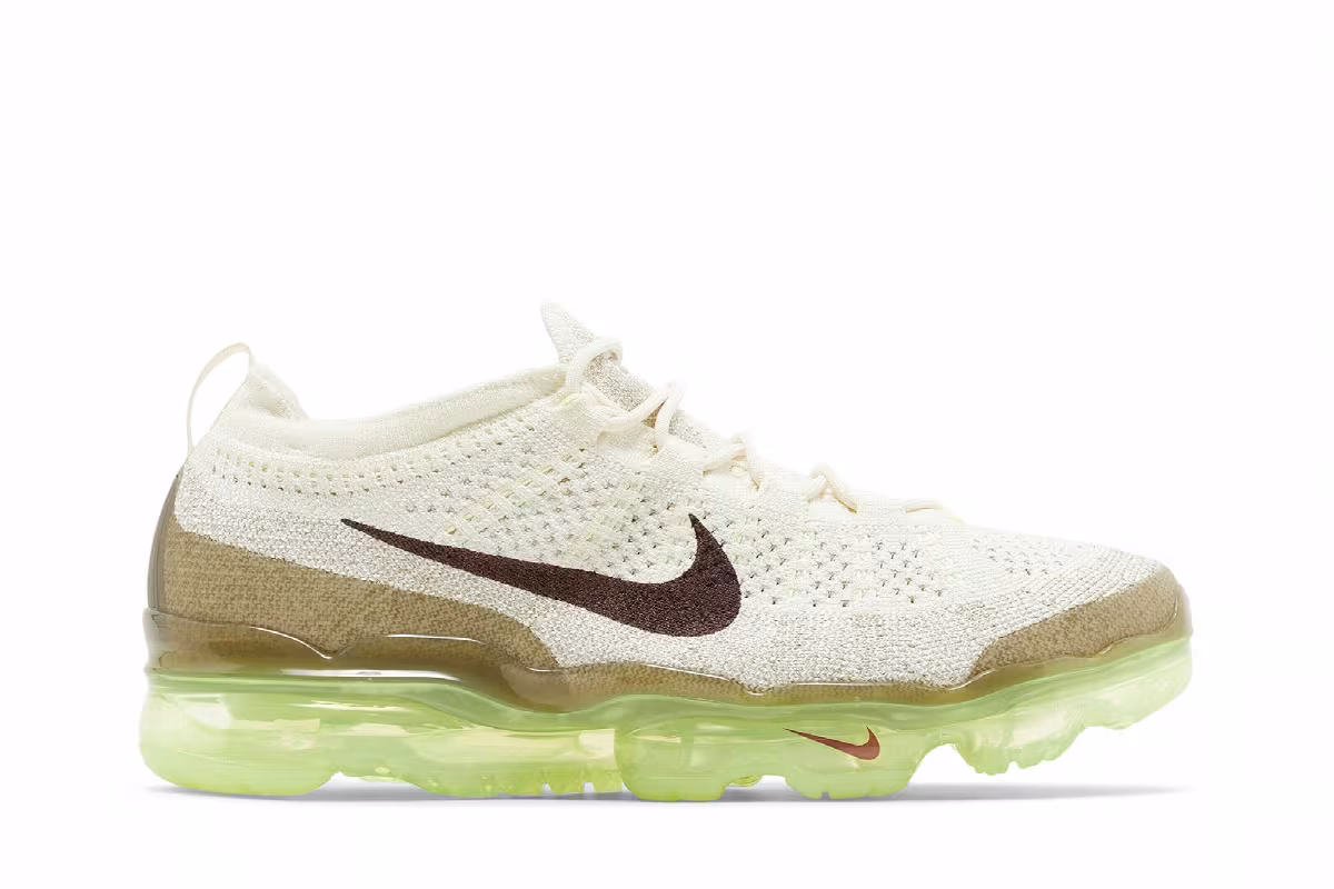 Nike Air VaporMax 2023 Flyknit Coconut Milk Neutral Olive, view 2