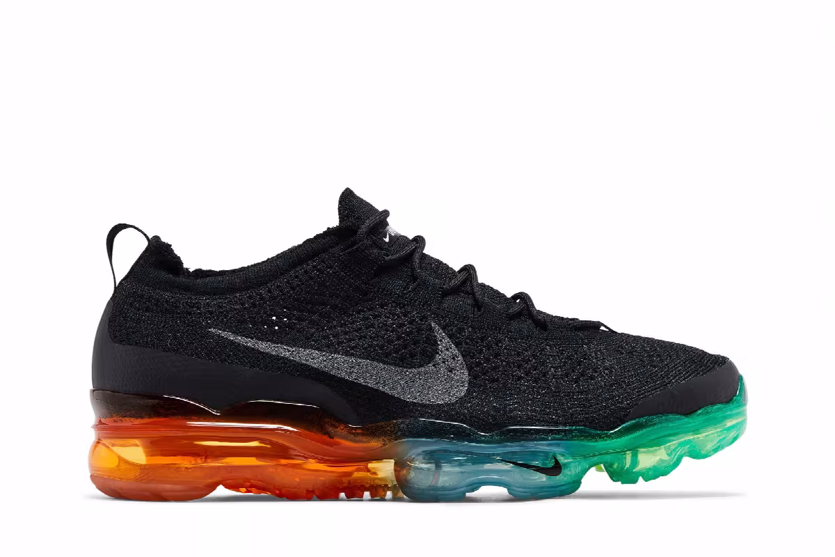 Nike Air VaporMax 2023 Flyknit Black Green Strike Curry, view 2