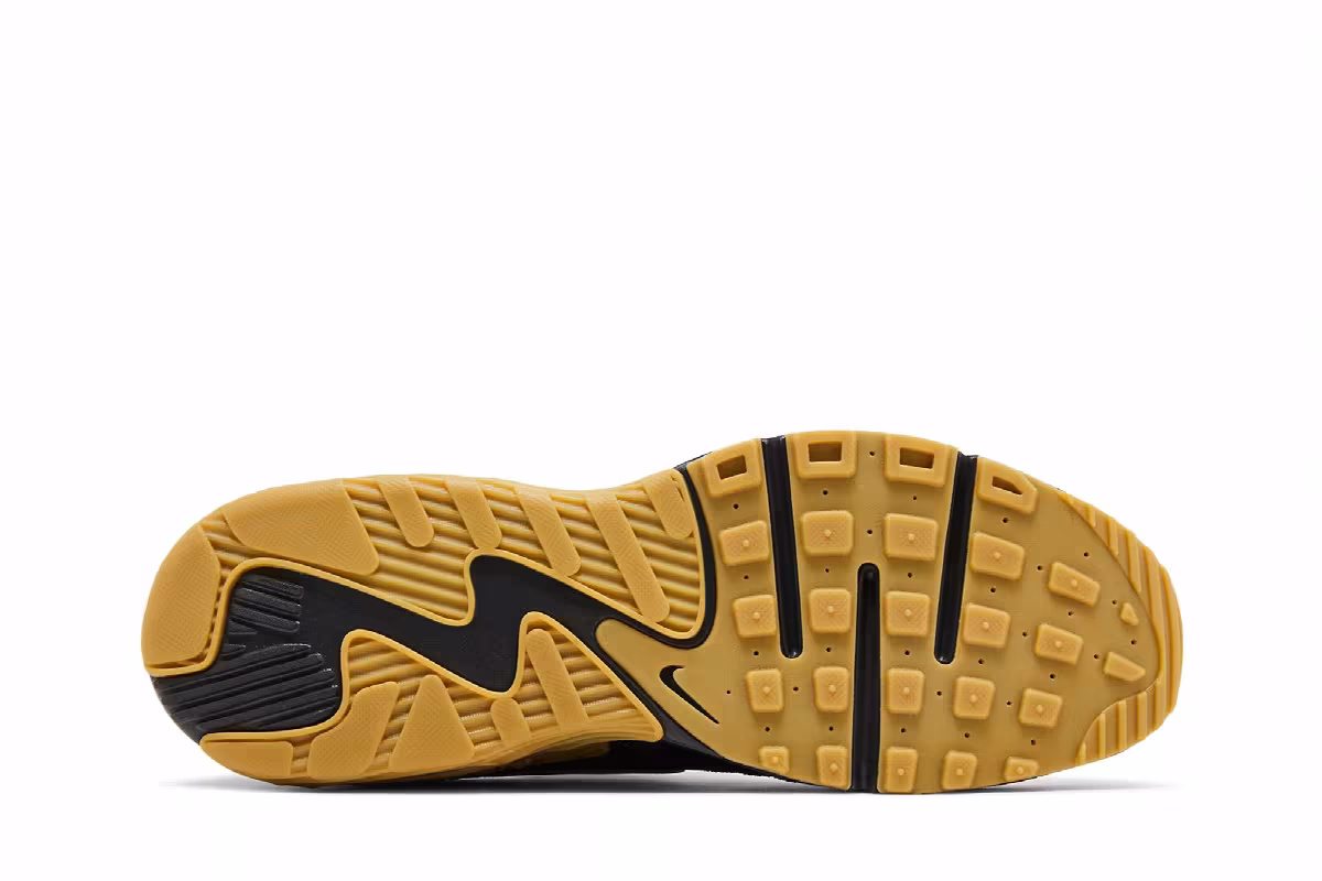 Nike Air Max Excee Black Gum, view 5