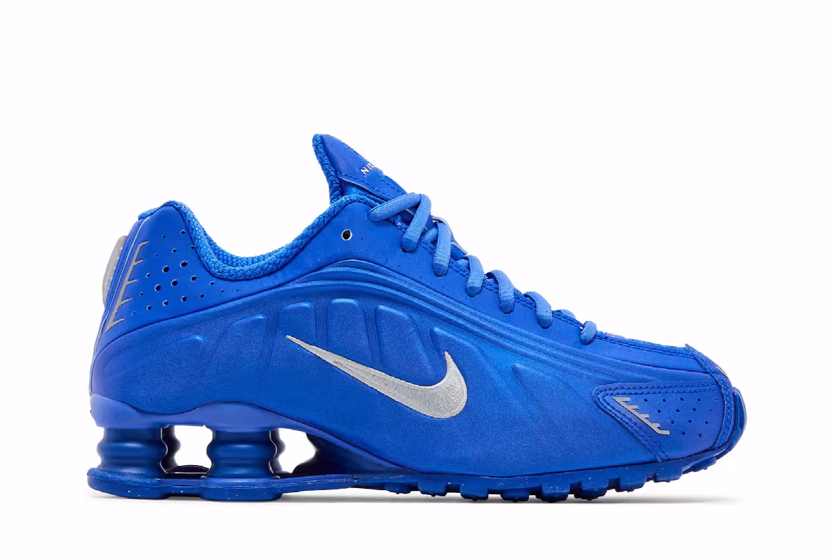 Nike Women's Shox R4 Blue Woman Group, view 2