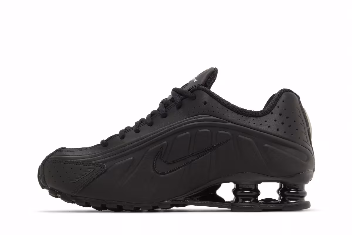 Nike Women's Shox R4 Black 2024, view 4