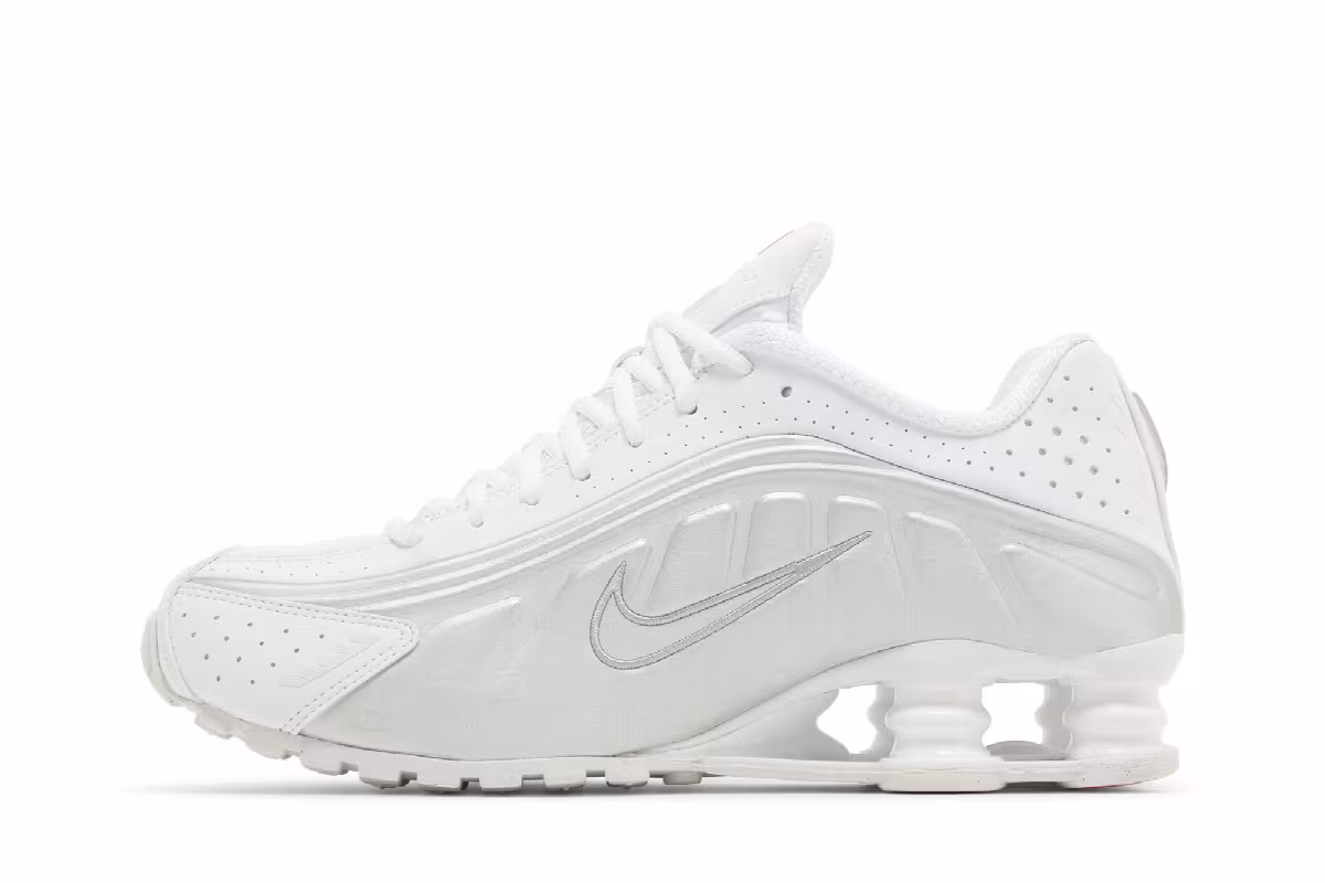 Nike Women's Shox R4 White Metallic 2024, view 4