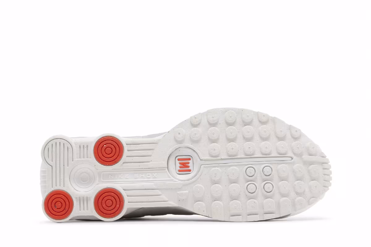 Nike Women's Shox R4 White Metallic 2024, view 5