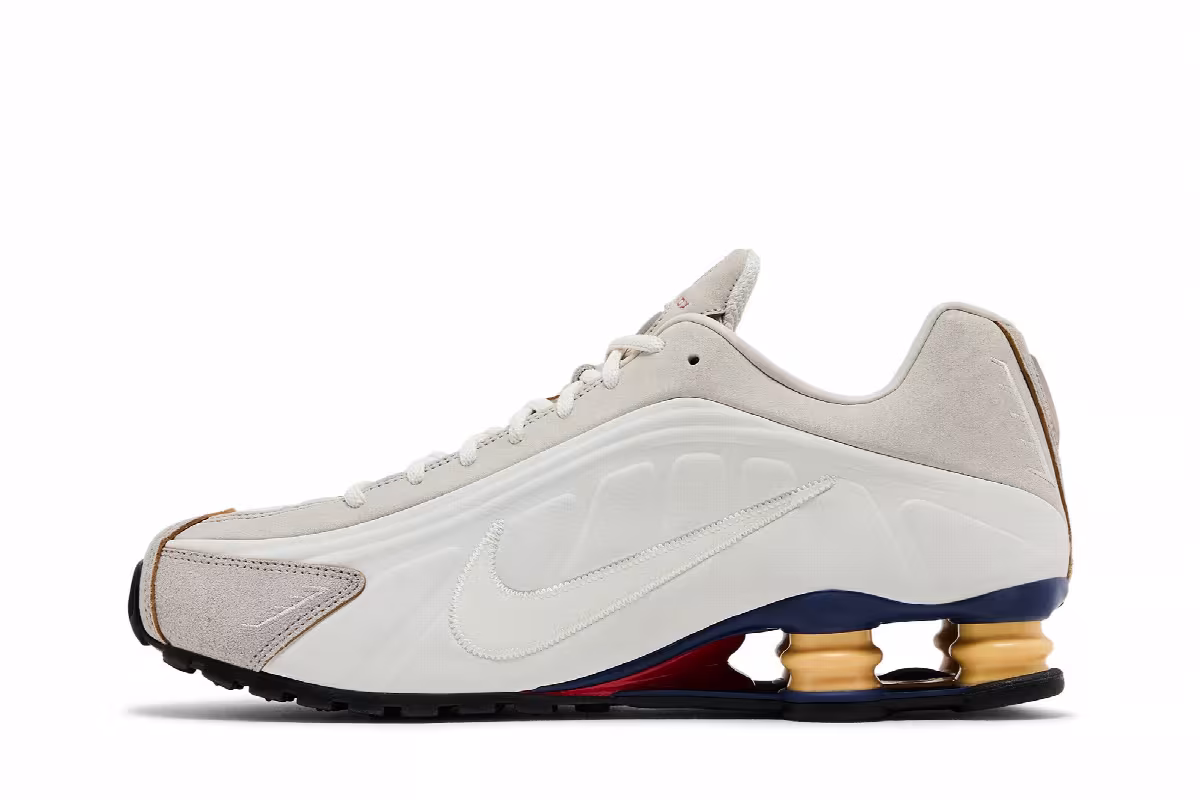 Nike Shox R4 Premium Design By Korea, view 4